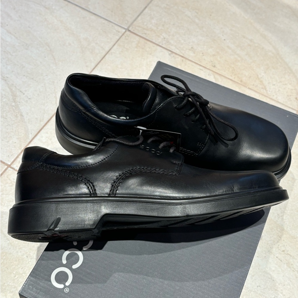 Ecco Goretex Business Comfort GTX Black Leather Dress Shoe - Picture 4 of 4